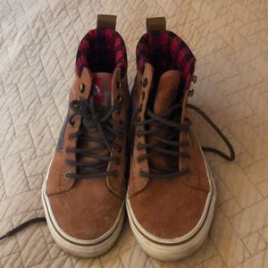 VANS Men’s 7.5 Women’s 9.0 Suede Sk8-Hi
